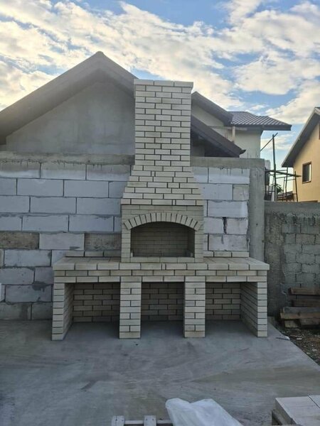 Executam gratare din caramida